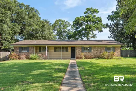 103 Terry St, Spanish Fort, AL 36527