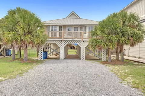 508 W 1st Ave, Gulf Shores, AL 36542