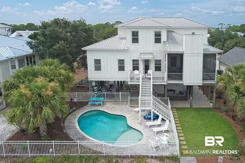 32584 Sandpiper Dr, Orange Beach, AL 36561