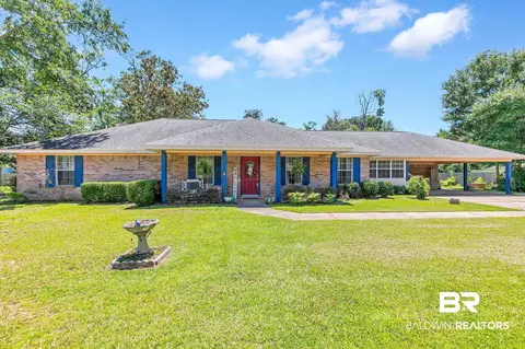 409 W Camphor Ave, Foley, AL 36535