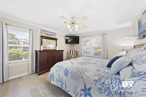 2200 W Second St #104 E, Gulf Shores, AL 36542