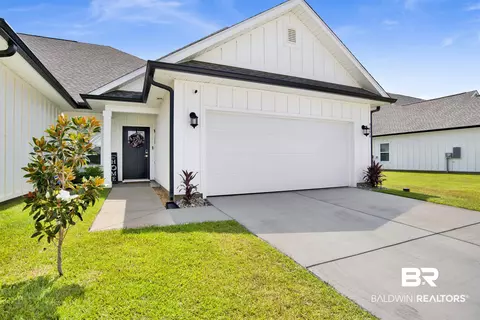 9894 Weller Cv, Foley, AL 36535