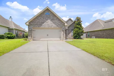 1077 Crown Walk Dr, Foley, AL 36535