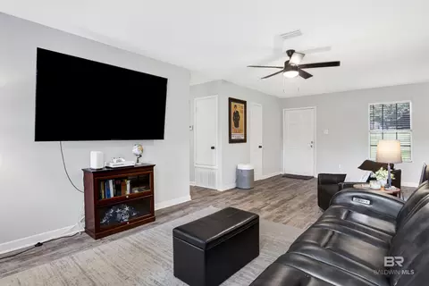 1108 Middle Ring Rd, Mobile, AL 36608 photo 7