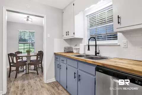 1108 Middle Ring Rd, Mobile, AL 36608 photo 14