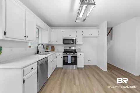 100 Avon Cir, Daphne, AL 36526 photo 11