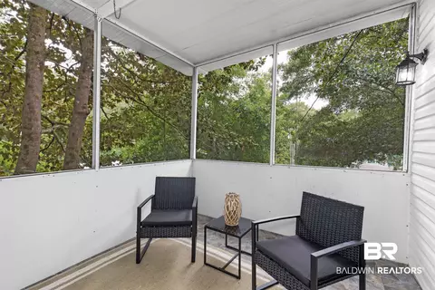 100 Avon Cir, Daphne, AL 36526 photo 5