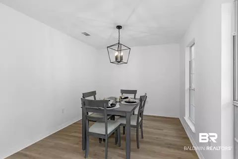 100 Avon Cir, Daphne, AL 36526 photo 12