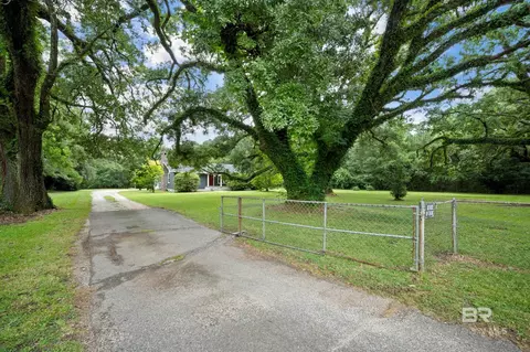 105 N Dobson Ave, Bay Minette, AL 36507