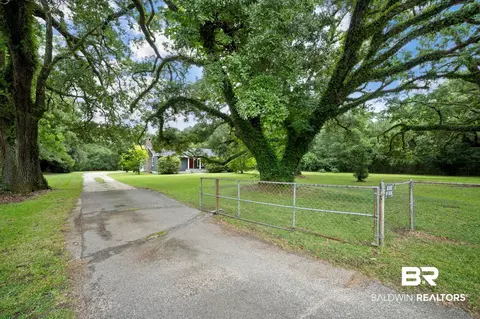 105 N Dobson Ave, Bay Minette, AL 36507
