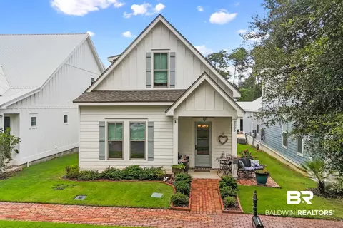 2605 Bienville Ave, Gulf Shores, AL 36542