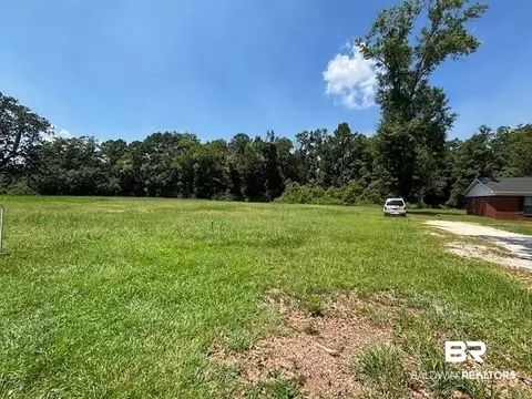643 Middle St, Fairhope, AL 36532