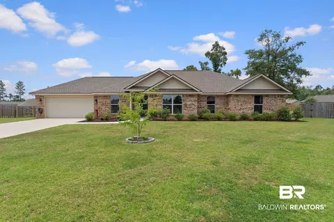 10152 Heartwood Ct, Bay Minette, AL 36507