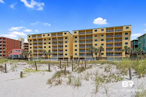 615 W Beach Blvd #1E, Gulf Shores, AL 36542