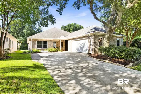 35 Marsh Pt, Gulf Shores, AL 36542