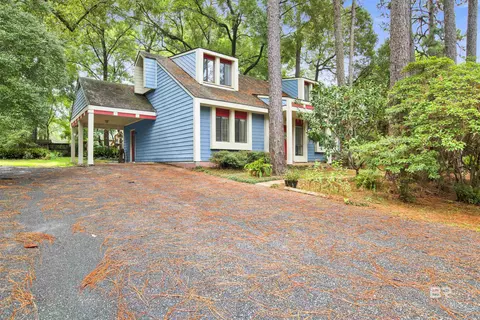 Exterior - 126 Montclair Loop, Daphne, AL 36526 photo 4 of 9