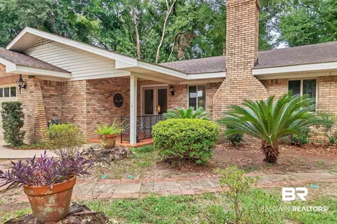 111 Windwood Cir, Daphne, AL 36526