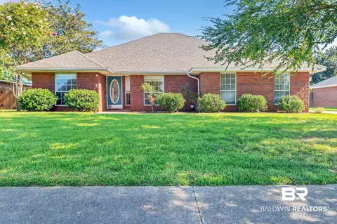 9607 Czar Ct, Fairhope, AL 36532