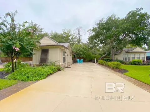 28888 Canal Rd #6, Orange Beach, AL 36561
