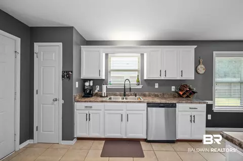 3290 Bloomington Dr, Mobile, AL 36695 photo 11