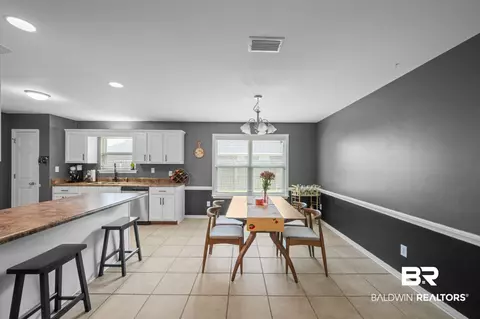 3290 Bloomington Dr, Mobile, AL 36695 photo 8