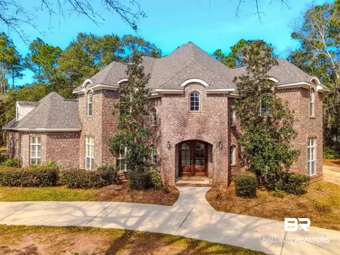 4864 Mill House Rd, Gulf Shores, AL 36542