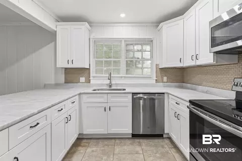 1108 Locarno St, Mobile, AL 36608 photo 8