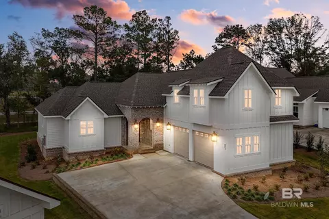 884 Geranium Dr, Fairhope, AL 36532