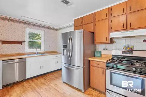 1309 W Rainbow Dr, Mobile, AL 36693 photo 8