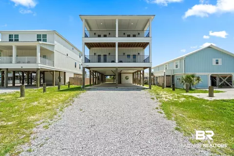 1279 W Lagoon Ave, Gulf Shores, AL 36542