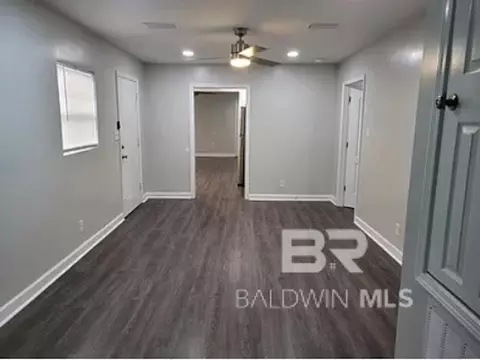 Living - 2957 Nall St, Mobile, AL 36607 photo 1 of 1