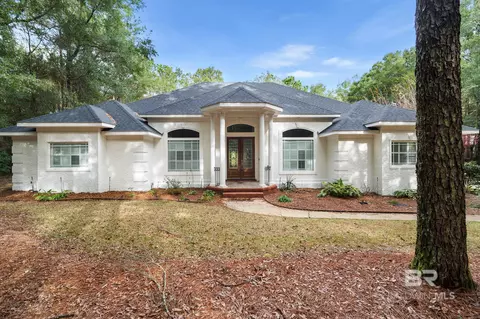 154 Willow Lake Dr, Fairhope, AL 36532