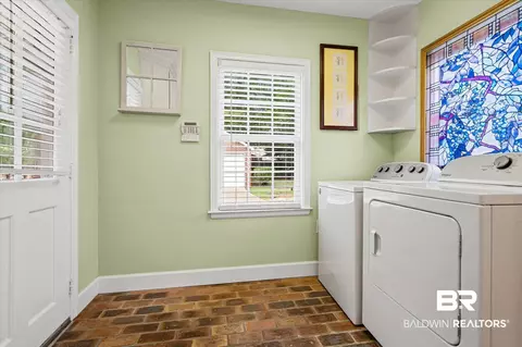 300 Woodlands Ave, Mobile, AL 36607 photo 14