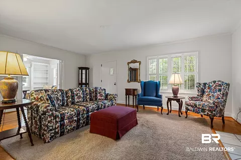 300 Woodlands Ave, Mobile, AL 36607 photo 5
