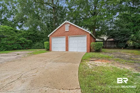 300 Woodlands Ave, Mobile, AL 36607 photo 19