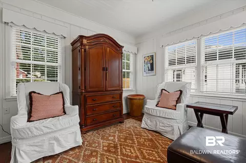300 Woodlands Ave, Mobile, AL 36607 photo 4