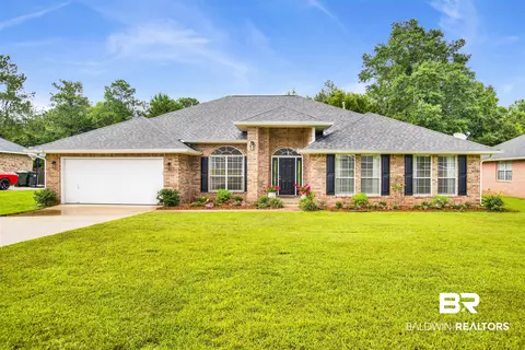 7513 N Lake Dr, Spanish Fort, AL 36527