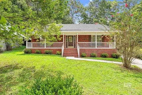 255 Maple Cir, Daphne, AL 36526