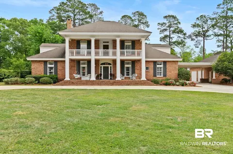102 Long Blvd, Brewton, AL 36426