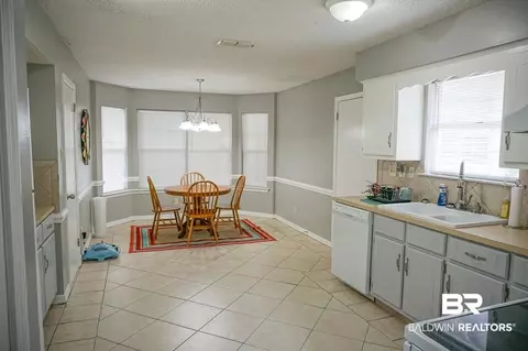 254 Thrift St, Mobile, AL 36609 photo 8