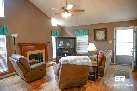 254 Thrift St, Mobile, AL 36609 photo 4