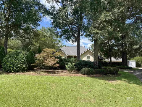 10721 Redfern Rd, Daphne, AL 36526
