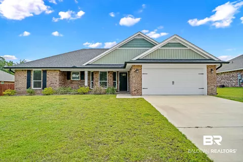 22973 Ridgewood Dr, Robertsdale, AL 36567