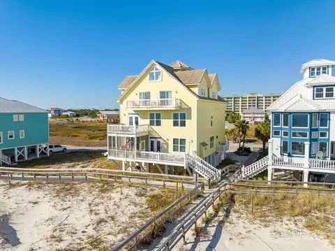 285 Dune Dr, Gulf Shores, AL 36542
