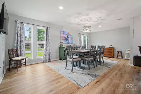 2274 E Christopher Dr, Mobile, AL 36609 photo 12