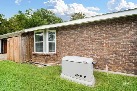 2274 E Christopher Dr, Mobile, AL 36609 photo 27
