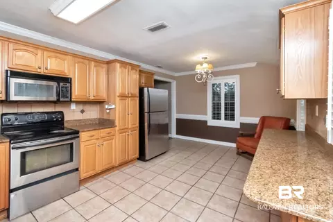 1 Princess Anne Rd, Mobile, AL 36608 photo 8