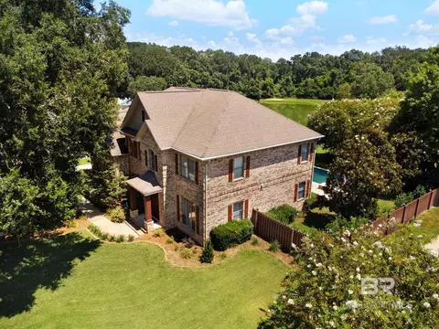 814 Darrah St, Fairhope, AL 36532