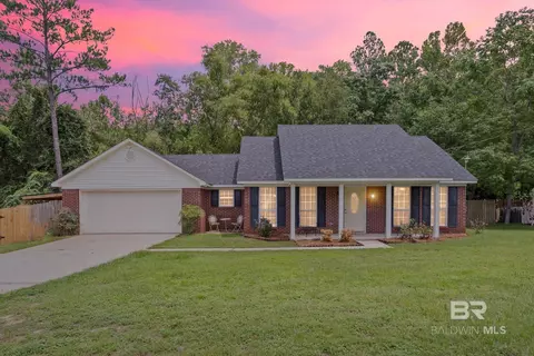 157 Bay View Dr, Daphne, AL 36526
