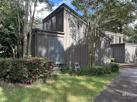 45390 Lac Rd, Bay Minette, AL 36507